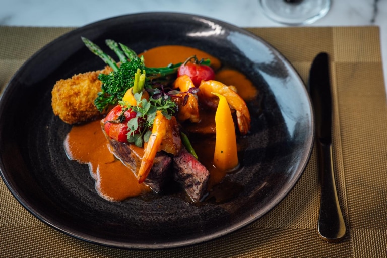 Lokkys at Saundersfoot 768x512