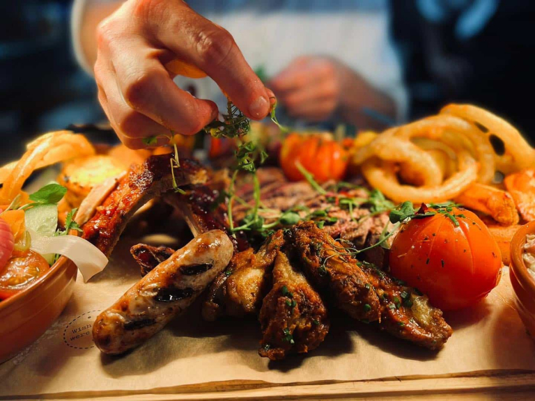 The Bells Bar Kitchen at Silkstone 768x576